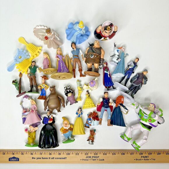 Disney Toy Box Lot 30+ Figures Cake Topper Snow White Cinderella Frozen Princess - Picture 8 of 13